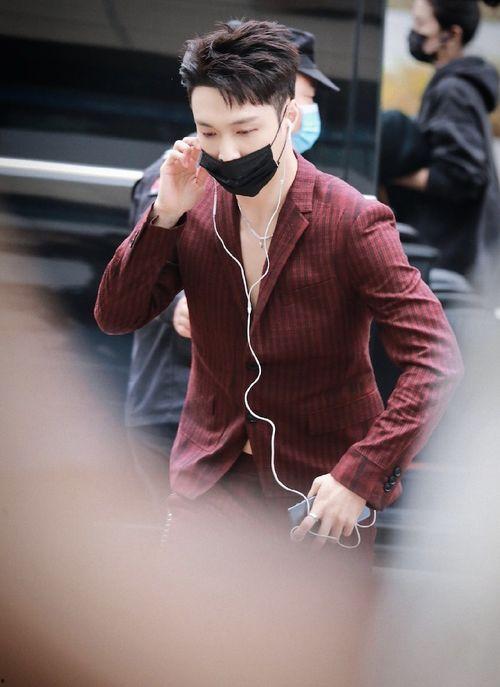 娱乐吃瓜君长腿男星,揭秘那些让人羡慕的大长腿！