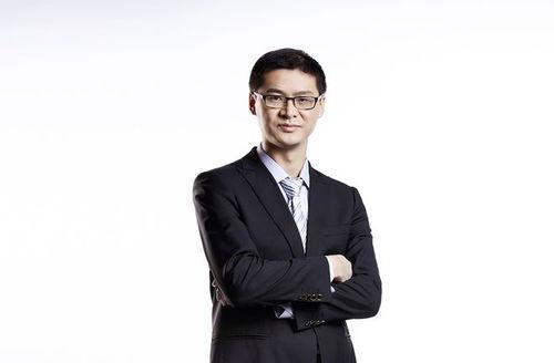 娱乐吃瓜酱罗翔老师,从法外狂徒到知识传播者，B站法学教授的跨界传奇