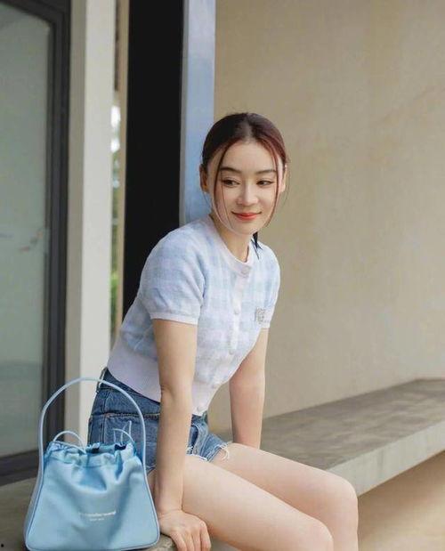 娱乐吃瓜酱大学找工作,娱乐吃瓜酱教你轻松找到大学兼职工作