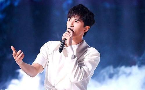 娱乐吃瓜博主看谁好,吃瓜博主眼中谁才是真英雄？