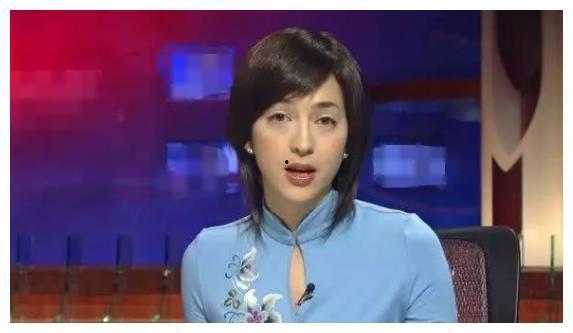 姨太扒娱乐吃瓜吃到自己