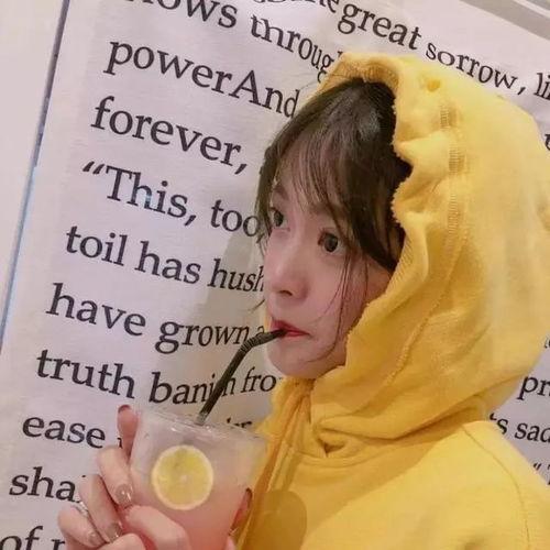 抖音娱乐吃瓜头像女,揭秘娱乐八卦背后的故事”