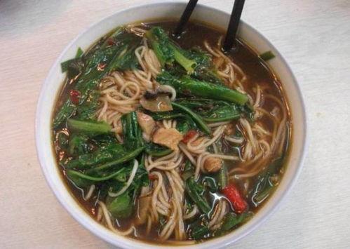 娱乐吃瓜酱吃面条视频,趣味横生瞬间引网友热议