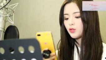 娱乐吃瓜酱长途车,长途车上的趣味时光