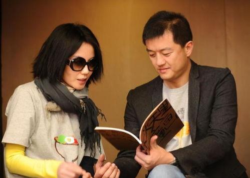 娱乐吃瓜聪明的女朋友,聪明女友的吃瓜指南