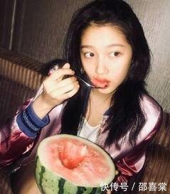 给女朋友的娱乐吃瓜,与女友共享娱乐盛宴