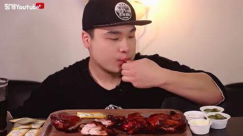 娱乐吃瓜酱外国小哥