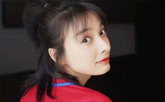 娱乐吃瓜酱夸男朋友,娱乐吃瓜酱盛赞男友，甜蜜互动引网友热议